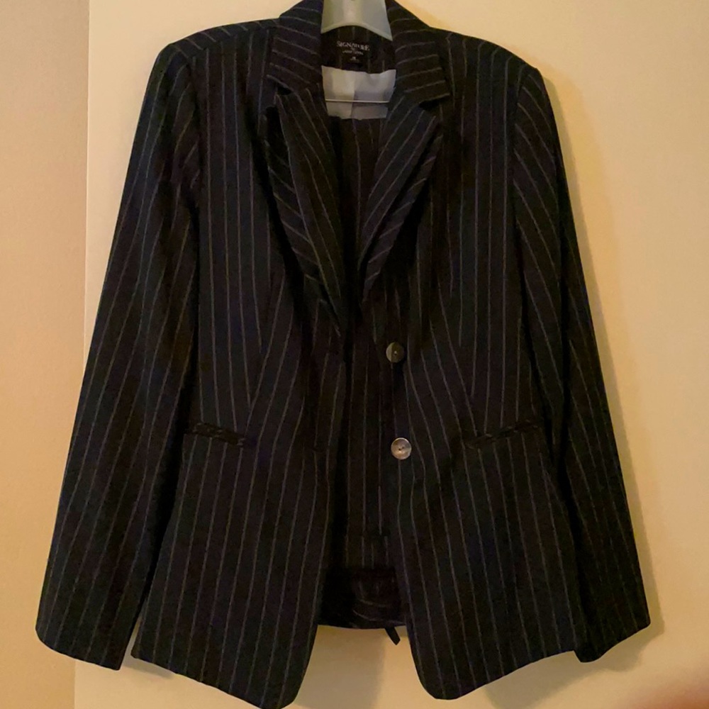 Women’s pantsuit